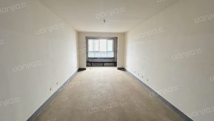 湖畔佳苑三期二手房实景图