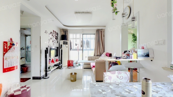 临港海滨国际花园二手房实景图