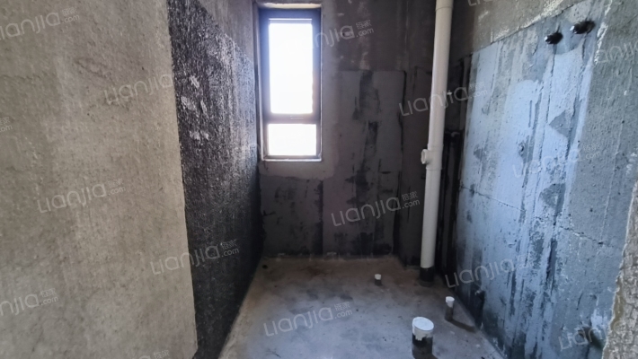 南北通透格局 楼层好 视野宽阔 配套设施齐全-卫生间B