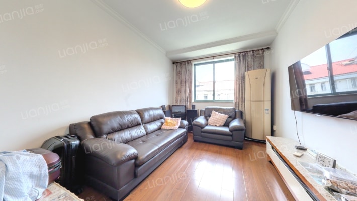 东三小区二手房实景图