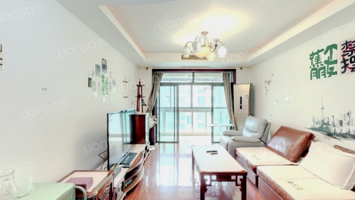 水岸豪庭二手房实景图