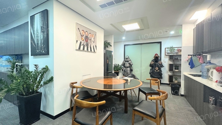 赞成中心二手房实景图