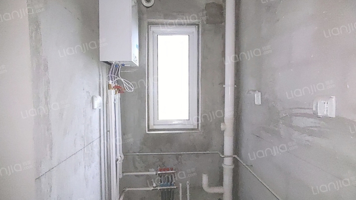 业主换房急售，明厨明卫通透三居，随时看房-厨房