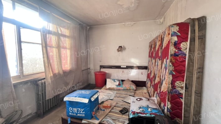 范阳路沿线 南北两居室  集中供暖-卧室A