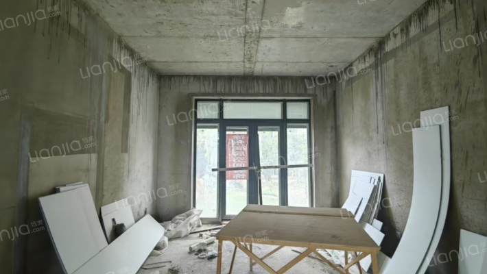 绿地·雨山前二手房实景图