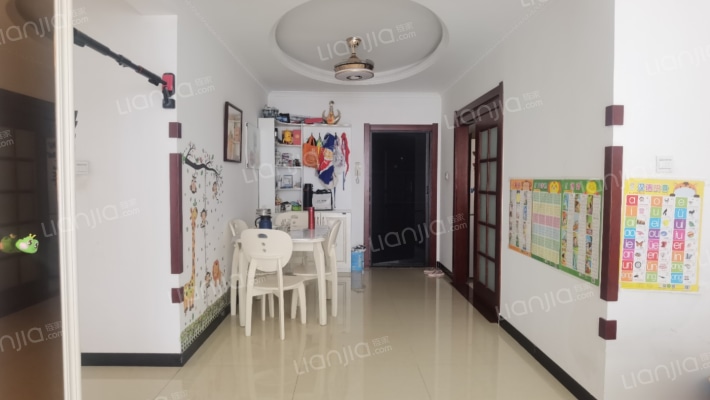 水岸花城大社区，集体供暖，交通便利生活无忧！-餐厅