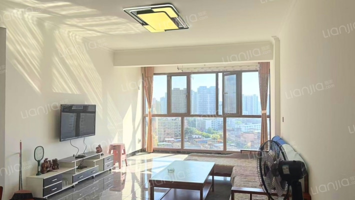 枫情水岸二手房实景图