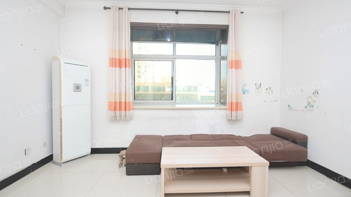 宏伟名都西区二手房实景图