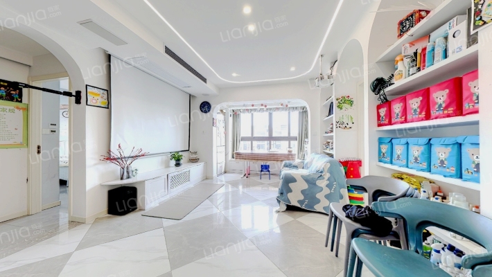 中建溪岸澜庭二手房实景图