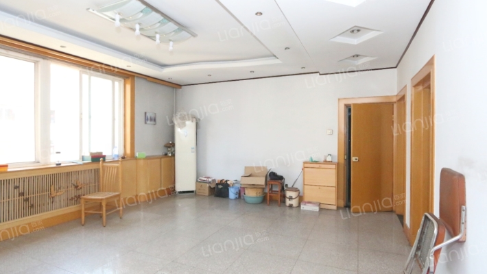 南关桥东街9号院二手房实景图