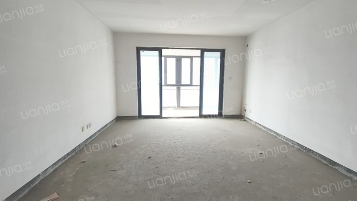 龙府二手房实景图