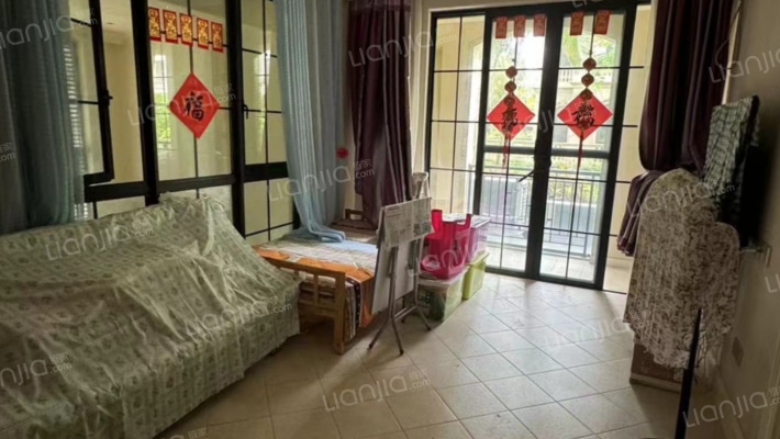 绿城蓝湾小镇·蝶兰轩南区二手房实景图