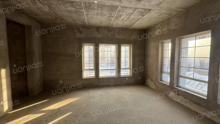 4A级高尔夫别墅区万亩大盘天然氧吧 边户类独栋大院子-客厅A