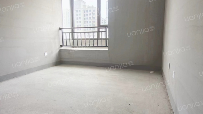 天伦湾全南两居，毛坯随意装修，中高楼层，采光好-卧室A