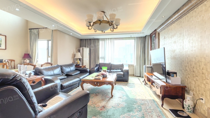 万科紫台二手房实景图