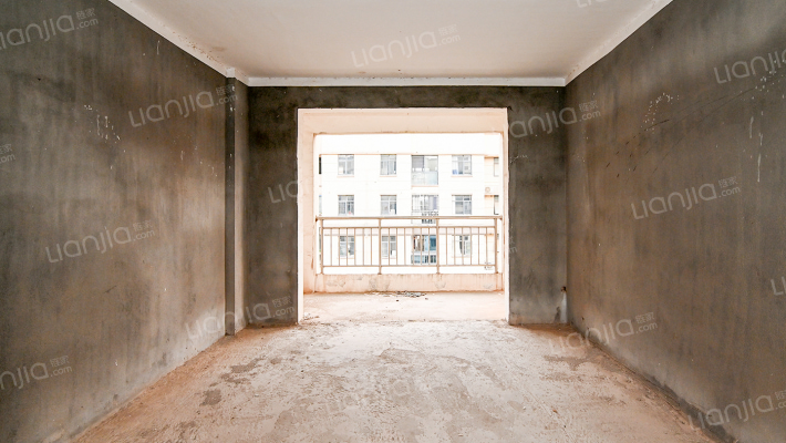 桑海区东方香颂二手房实景图