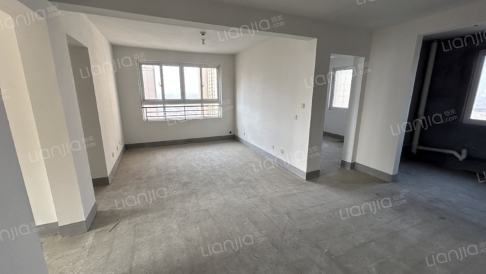 湖畔佳苑三期二手房实景图