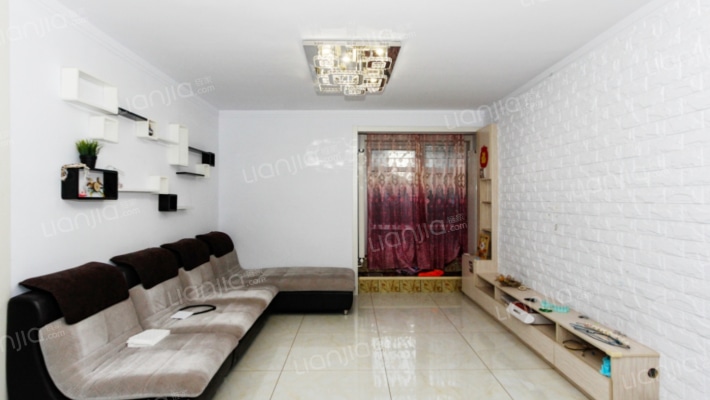 盛和日月华庭二手房实景图