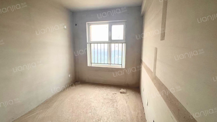 满二税费低，三阳户型格局方正，全天采光无遮挡-卧室B