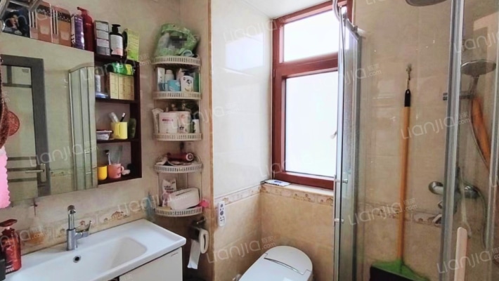 金品时代 精装修 南北通透大三居 采光好 无遮挡-卫生间