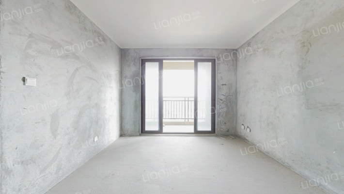 大众湖滨花园二手房实景图