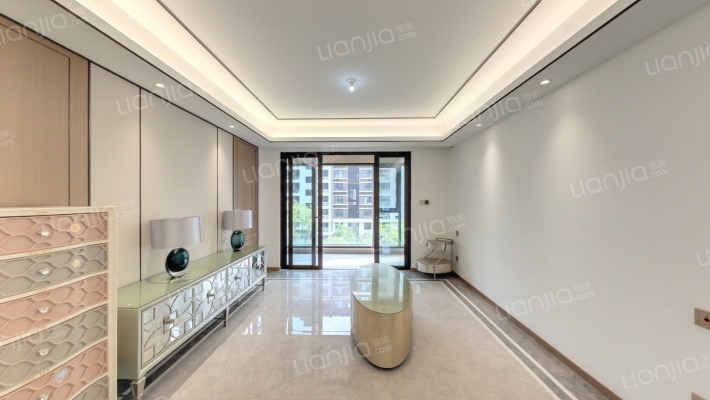 彰泰春岸雅筑二手房实景图