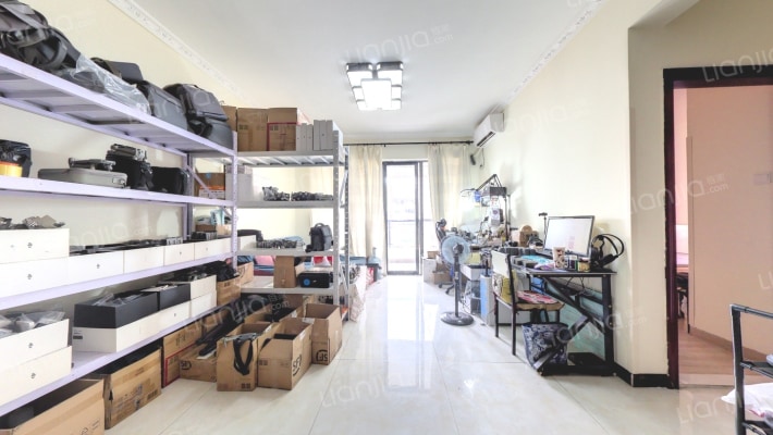 东部阳光花园二手房实景图