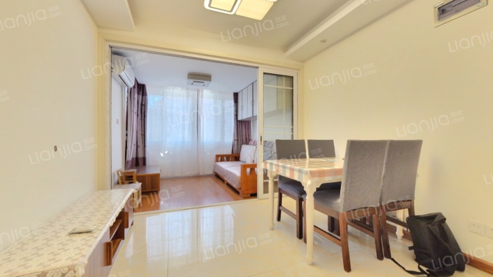 怡田小区二手房实景图