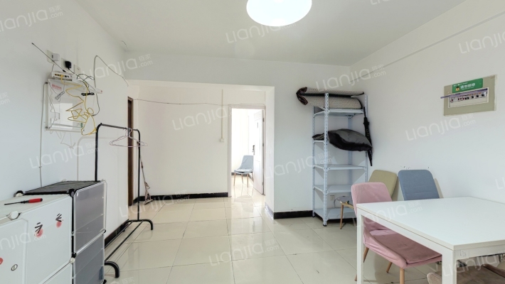 东宝商厦二手房实景图