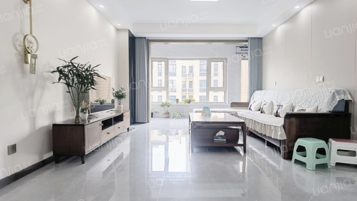 永新华府二手房实景图