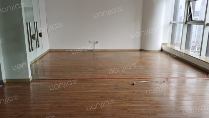 土星商务中心二手房实景图