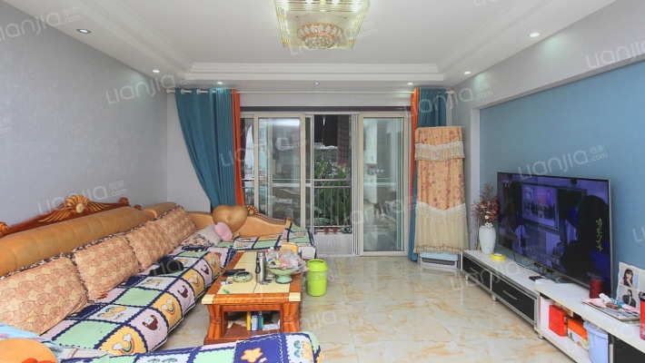 空港法院集资楼二手房实景图