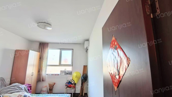 水岸花城大社区·集体供暖·交通便利-卧室C