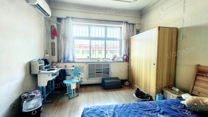 华阳桥东，二康北门，金地小区南北通透大三居-卧室C