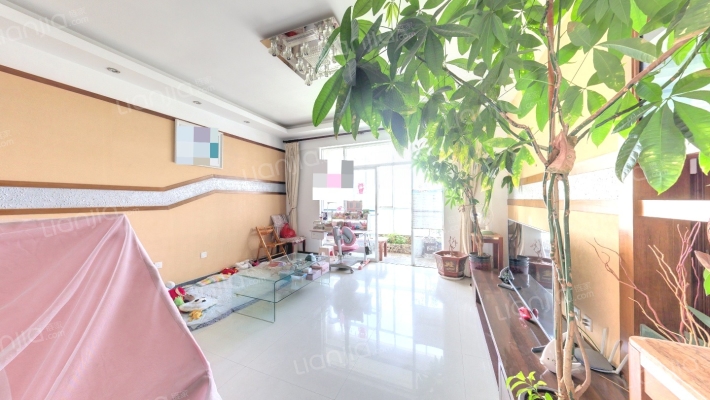 江东耀龙康城二手房实景图