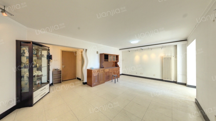 新荣家园二手房实景图