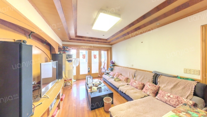 天鹤六村二手房实景图