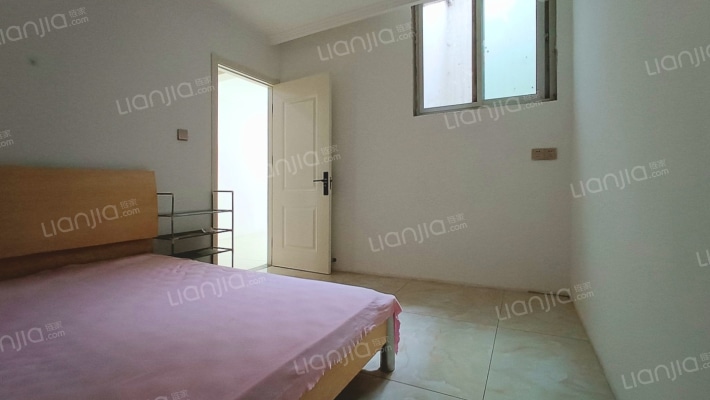 钻石商圈 御景园优质大两居  两层的利用空间 居住舒适-卧室C