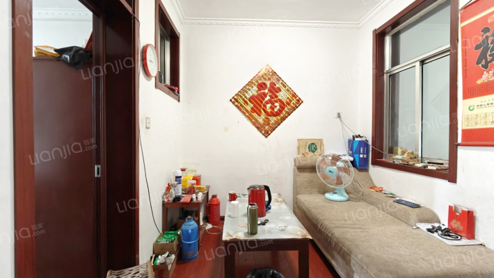 果品宿舍二手房实景图