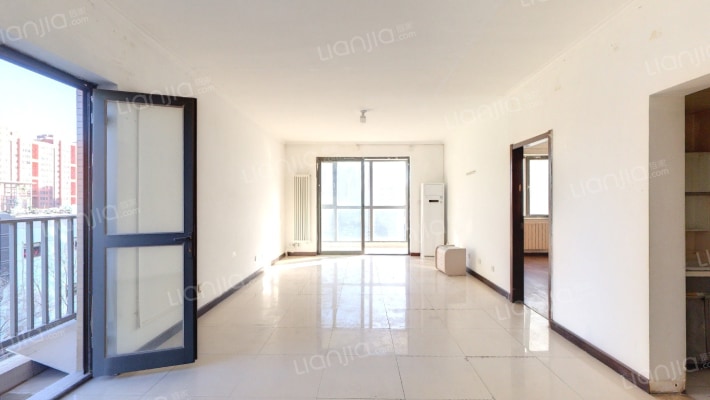 金海国际北区二手房实景图