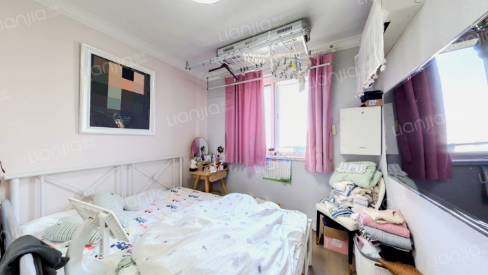 世纪之门二手房实景图