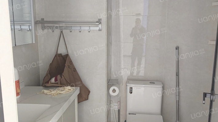 市区好房，距离三义，西丁，双塔近，生活便利。-卫生间