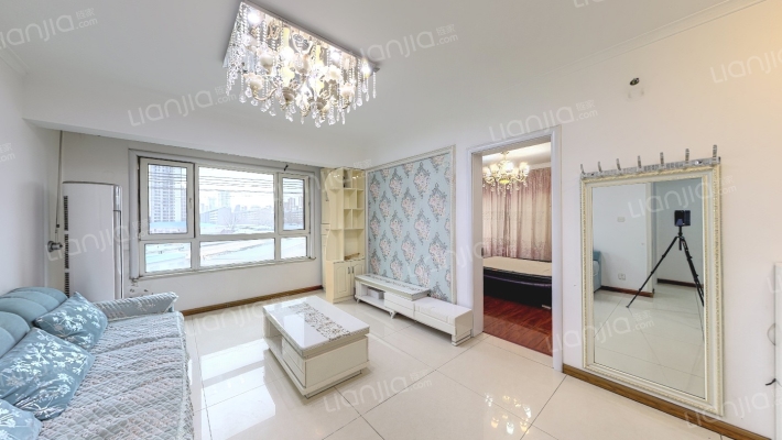 朗香邸二手房实景图