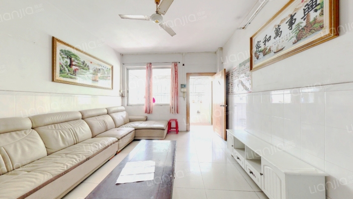 新虹花园二手房实景图