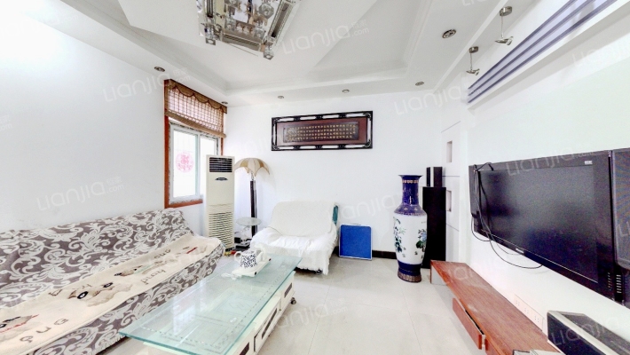 沿河花园小区二手房实景图