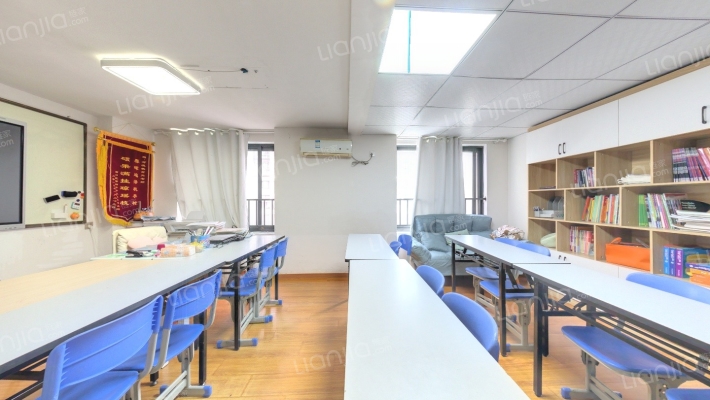 宝隆时代广场二手房实景图