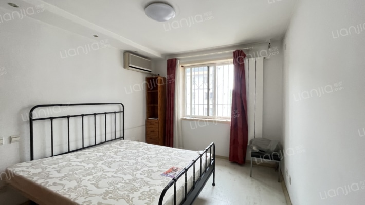 东安小区 3室2厅 南 北-卧室A