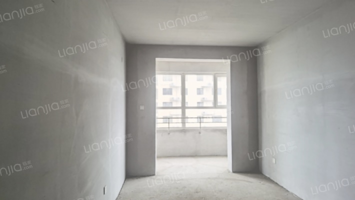 可商贷款，可公积金贷款。正规朝南两居室，-卧室A