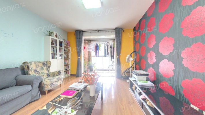 世家星城2期二手房实景图