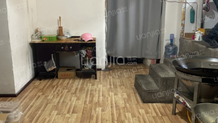 新添大道南段53号二手房实景图